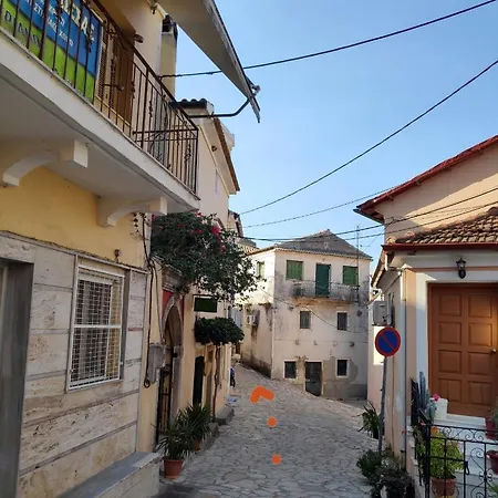 Two Floors Traditional Small House *