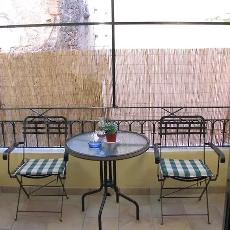 Σπίτι διακοπών Two Floors Traditional Small House Σιναράδες