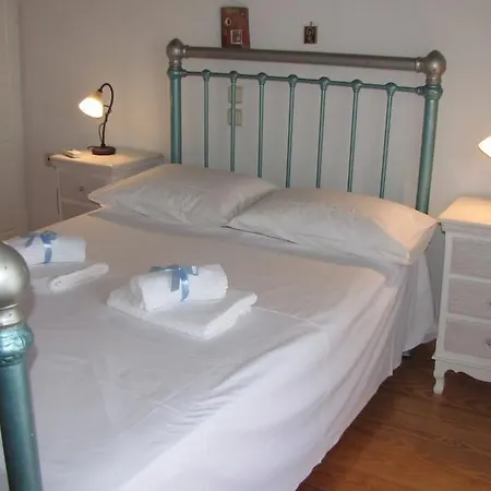 Σπίτι διακοπών Two Floors Traditional Small House
