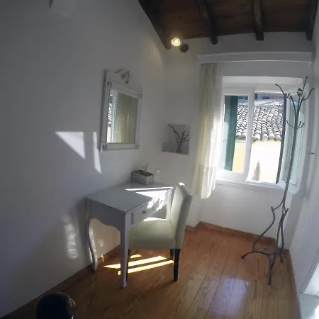 Ferienhaus Two Floors Traditional Small House *